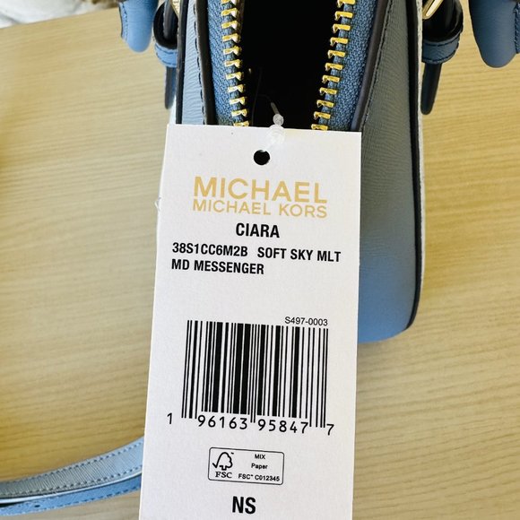 Michael Kors Ciara MD Messenger/ Large Wallet MK Signature Soft Sky 3 Piece Set - Picture 7 of 16